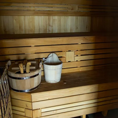 山林小屋 апецька