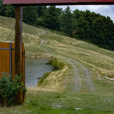 апецька 山林小屋 *