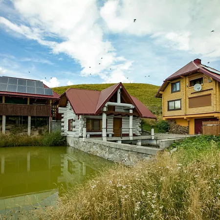 山林小屋 апецька *