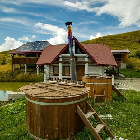 山林小屋 апецька