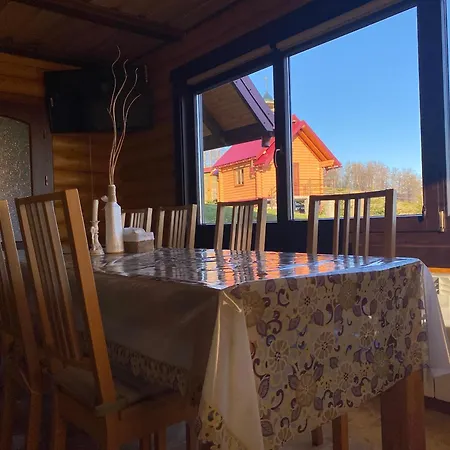 山林小屋 апецька Dubove